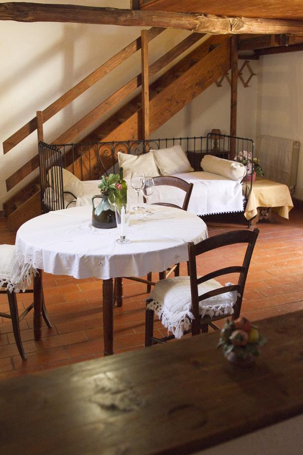 Agriturismo Santa Caterina Кастелнуово ди Вал ди Чечина Стая снимка