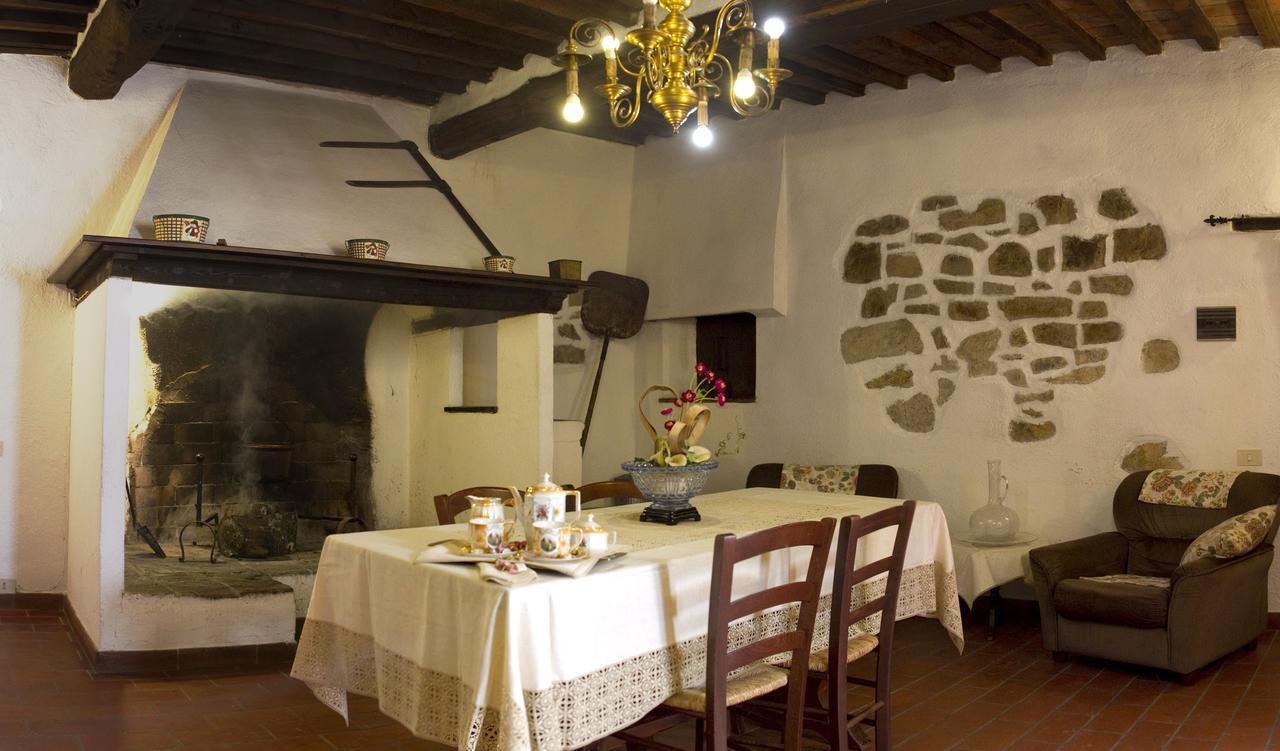 Agriturismo Santa Caterina Кастелнуово ди Вал ди Чечина Стая снимка