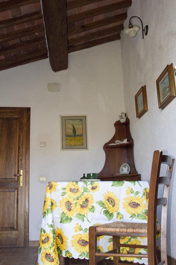 Agriturismo Santa Caterina Кастелнуово ди Вал ди Чечина Стая снимка